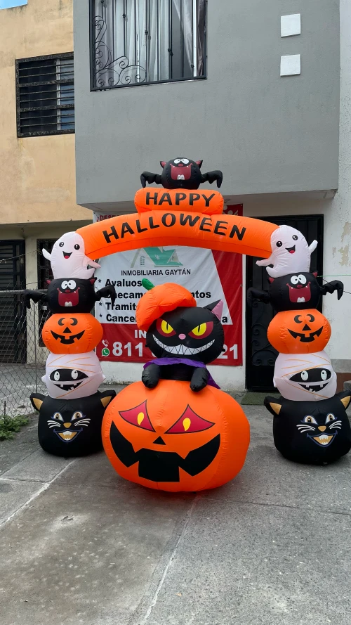 Casa del Miau-lloween 🐈‍⬛🎃